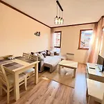 Saint Ivan Apartment *
